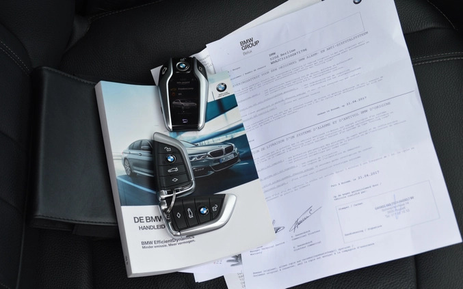BMW Seria 5 cena 107800 przebieg: 151211, rok produkcji 2017 z Oleszyce małe 781